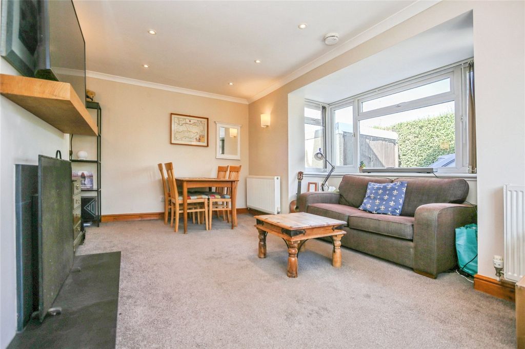 Property photo 1 of 20 Picture No. 04