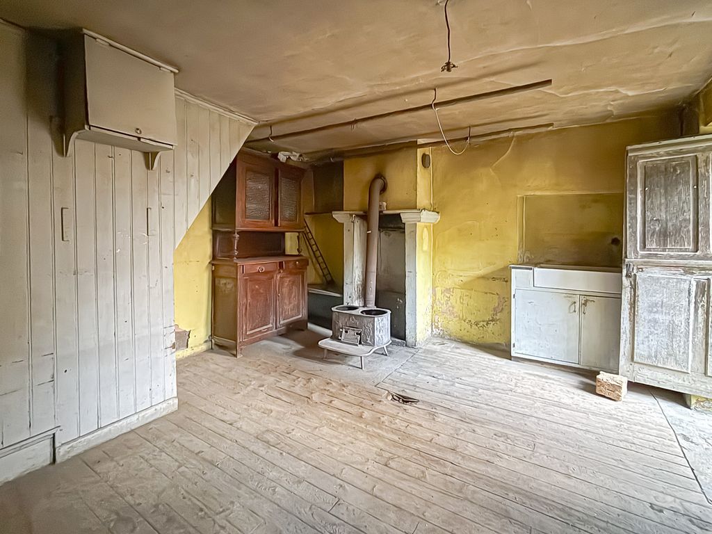 Property photo 2 of 5