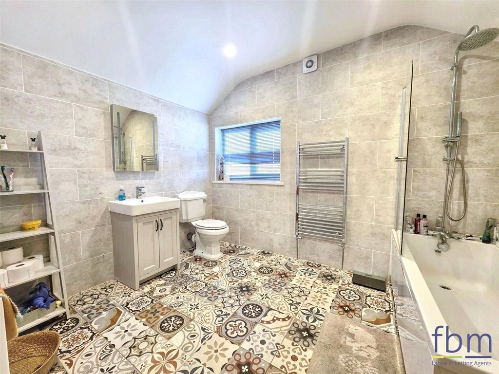 Additional image 13 of 4 bed terraced house for saleArgyle Street, Pembroke Dock, Pembrokeshire SA72