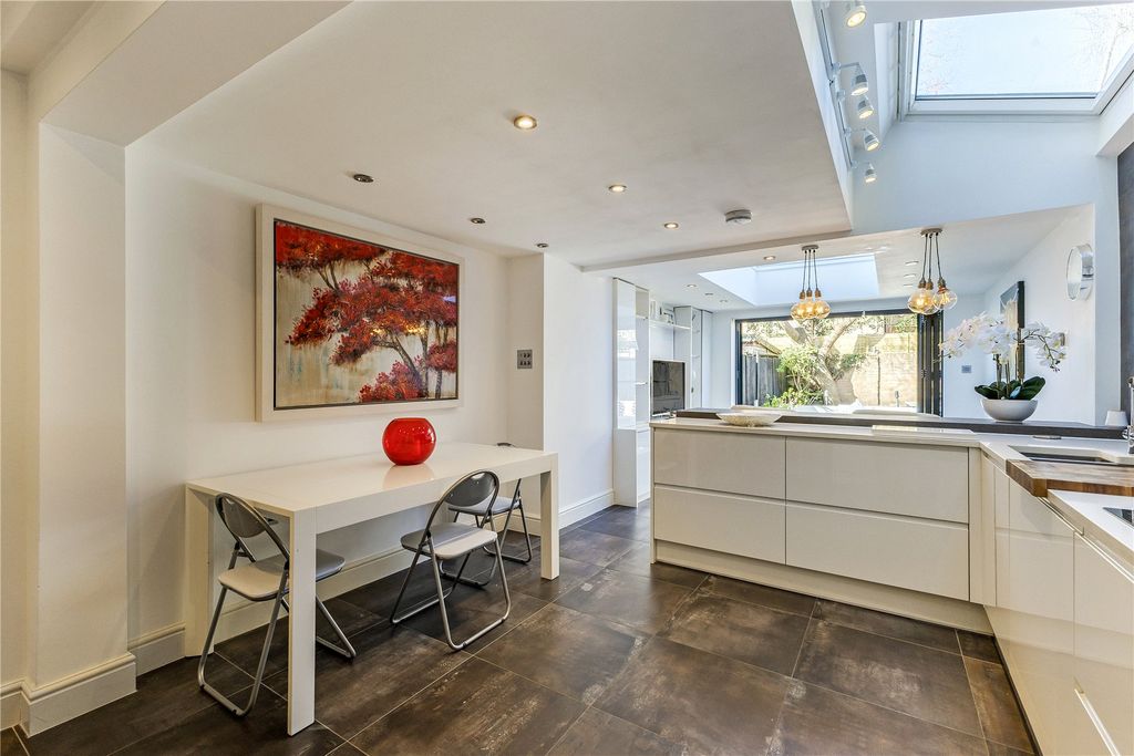 Property photo 3 of 12 Picture No. 29