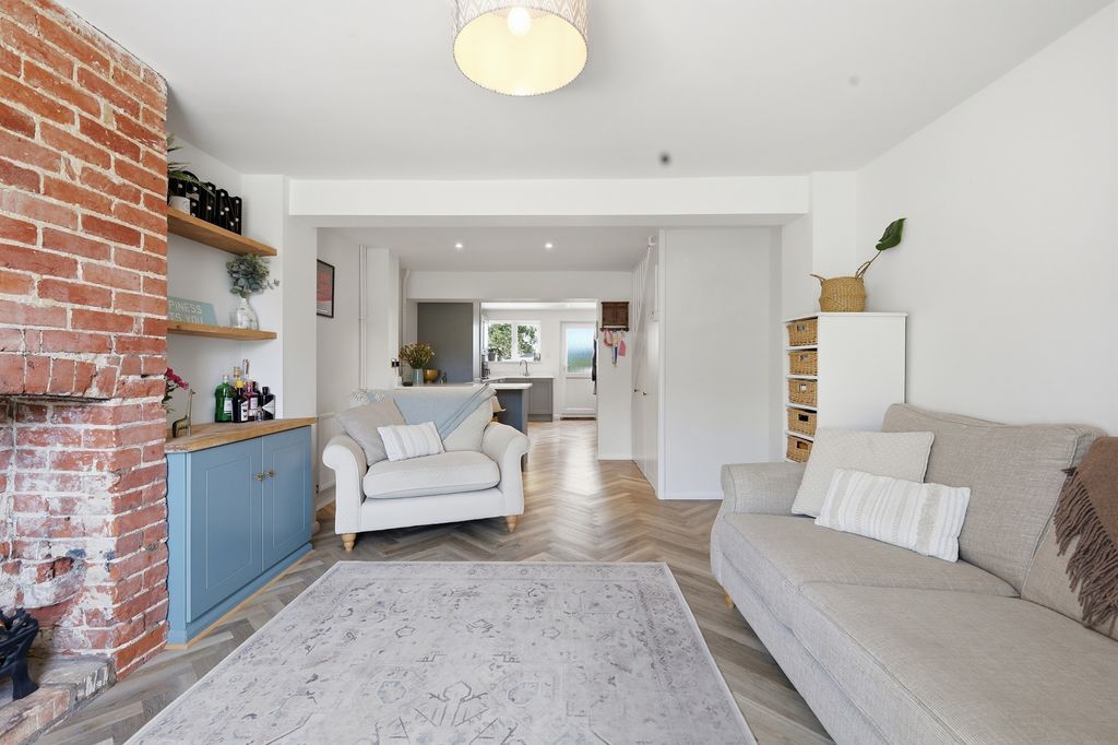 Property photo 2 of 30 9_Img_6020