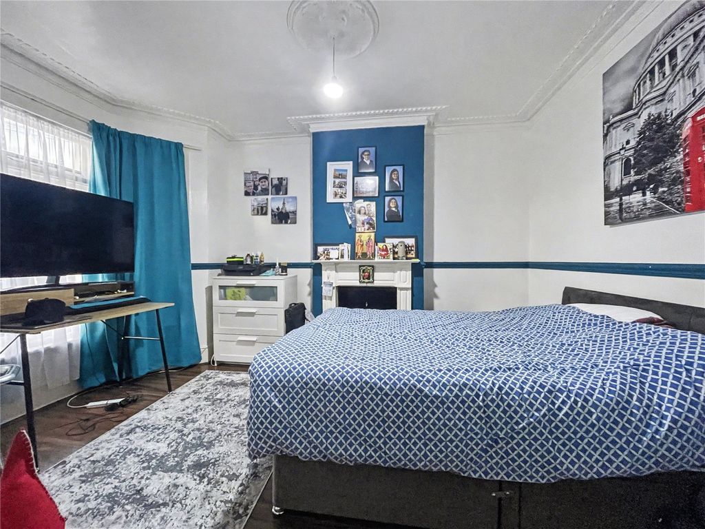 Property photo 3 of 10 Picture No. 01