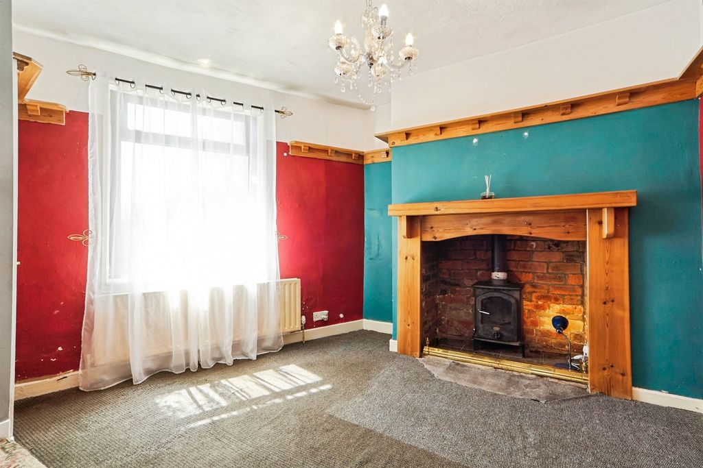 Property photo 3 of 17