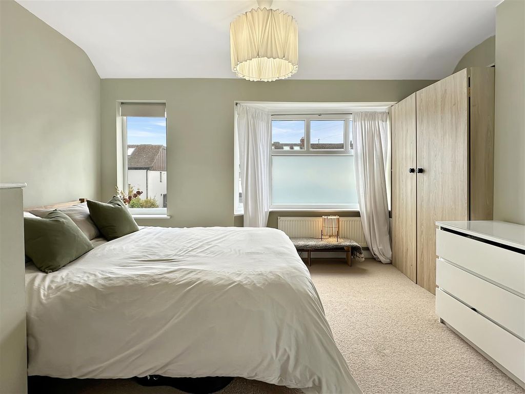 Property photo 3 of 15 Img (10).Jpg