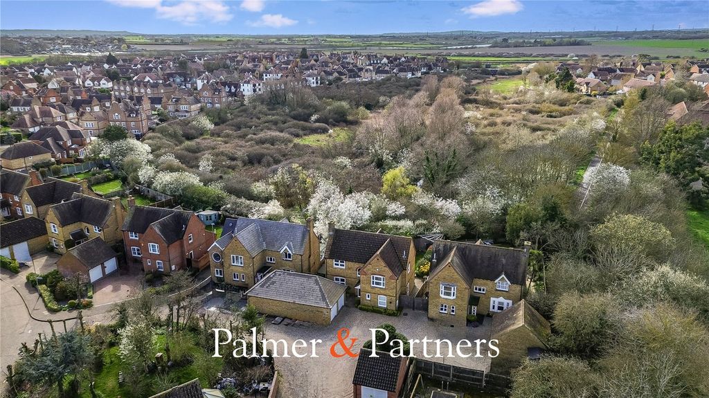 Property photo 1 of 42 Picture No. 47