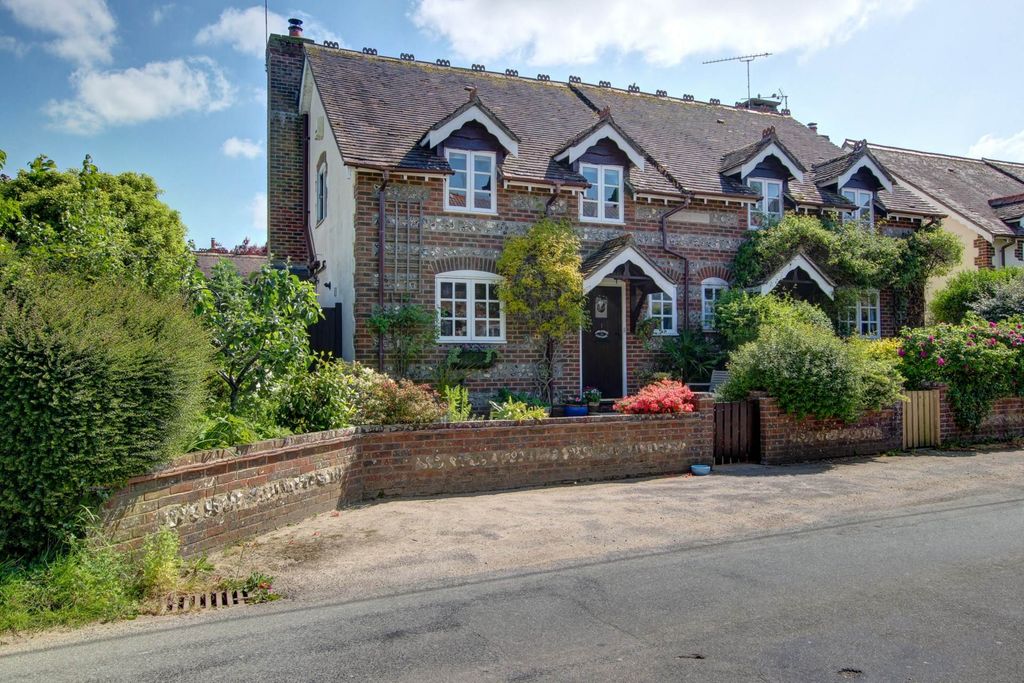 Property photo 1 of 26