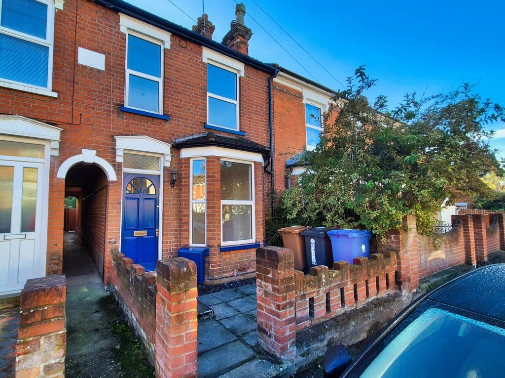 Property photo 1 of 22