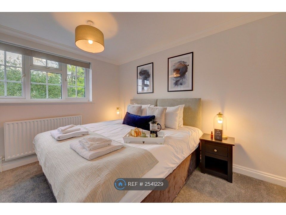 Property photo 2 of 29