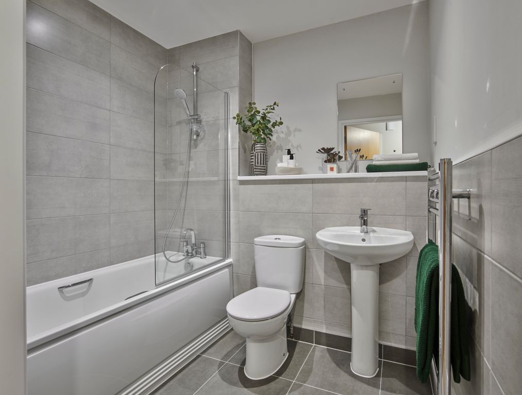 Property photo 3 of 12