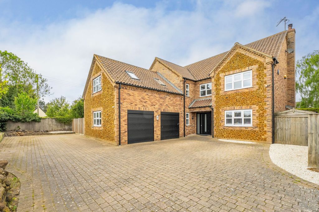 Property photo 1 of 24
