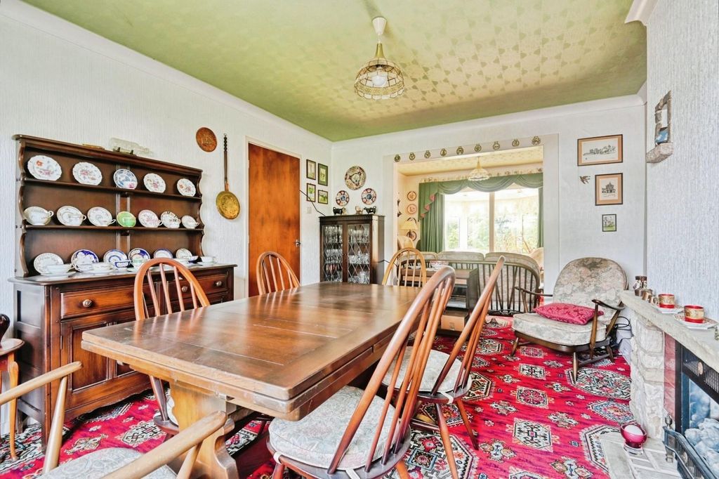 Property photo 2 of 25 19Dama3.Jpg