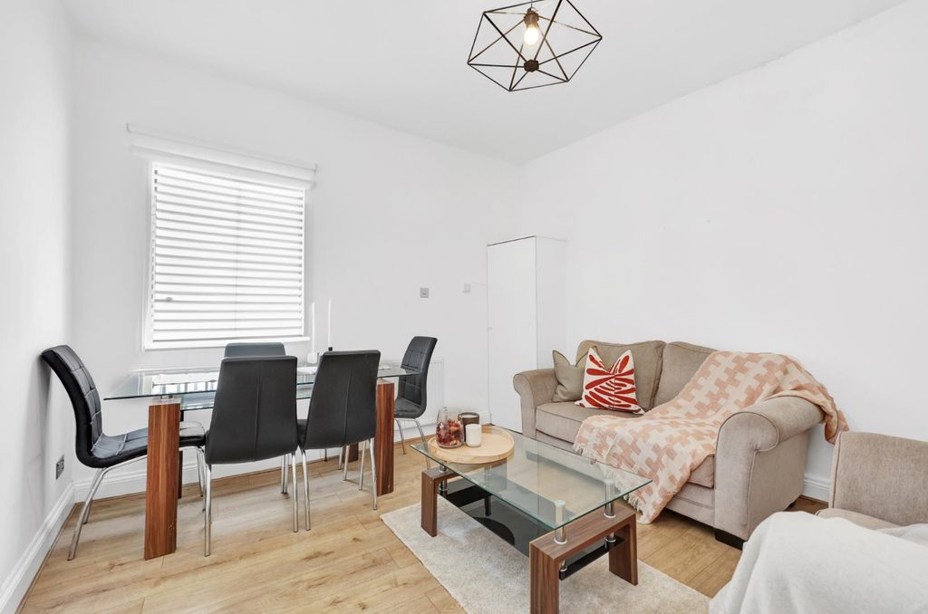 Property photo 2 of 19 Levi9784B.Png