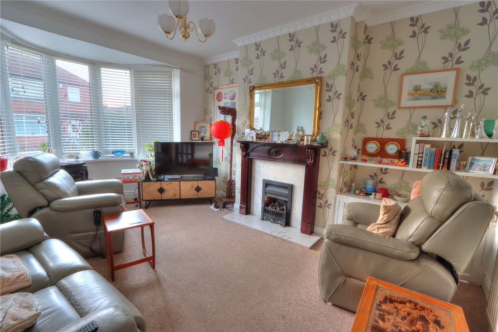 Property photo 2 of 7 Picture No. 01