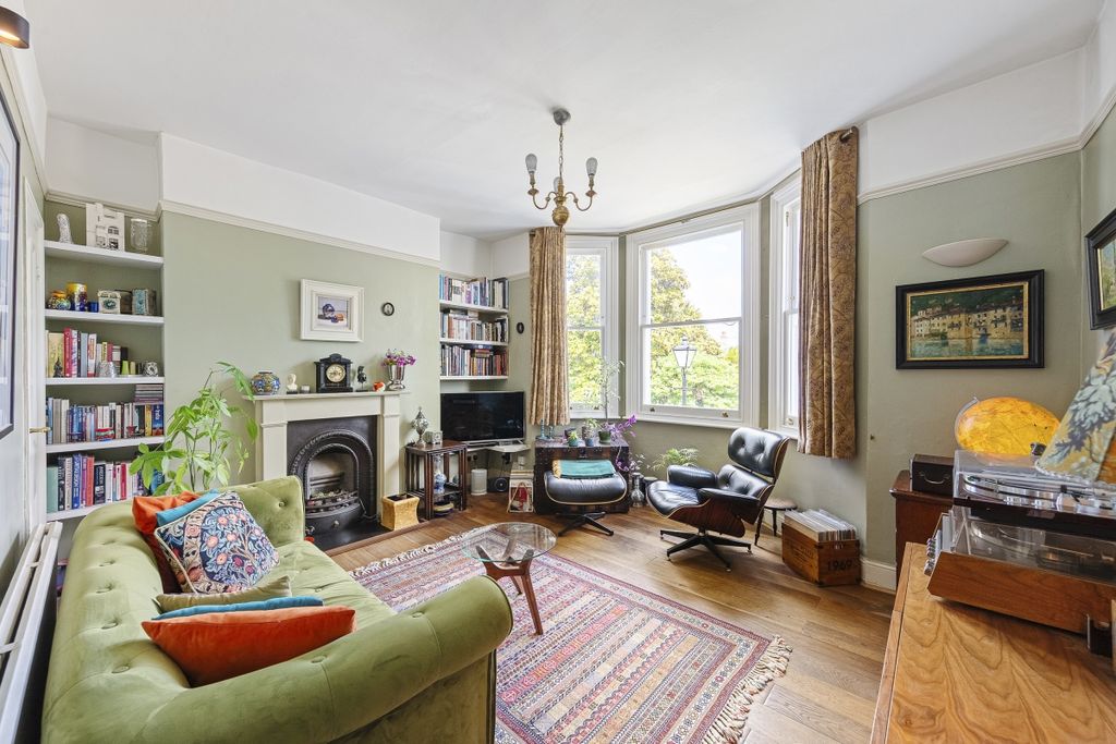 Property photo 3 of 16 094A0418