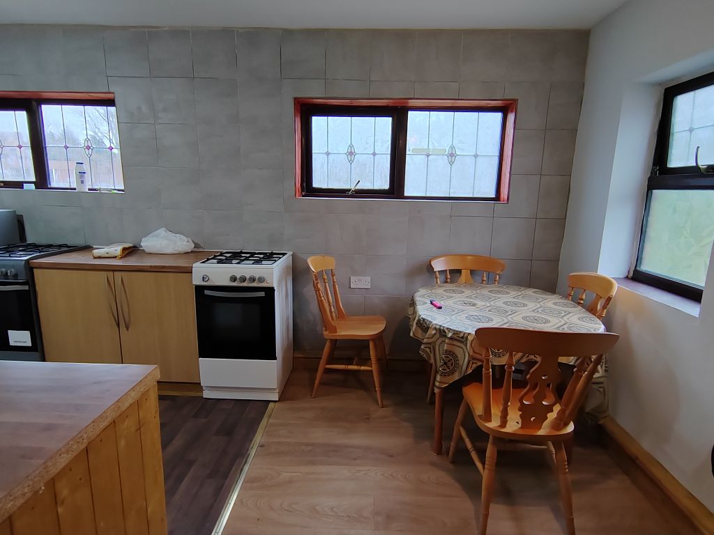 Property photo 2 of 7 Communal Kitchen
