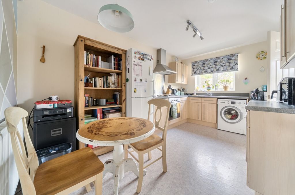 Property photo 3 of 22 1363242-3-68De9208A7d6c