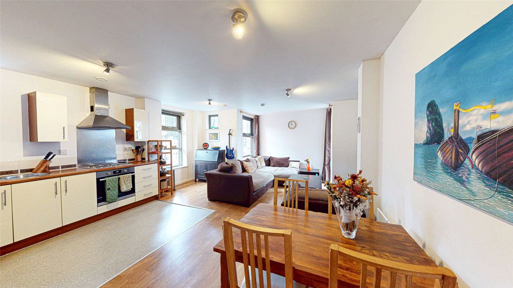 Property photo 3 of 13 Picture No. 07