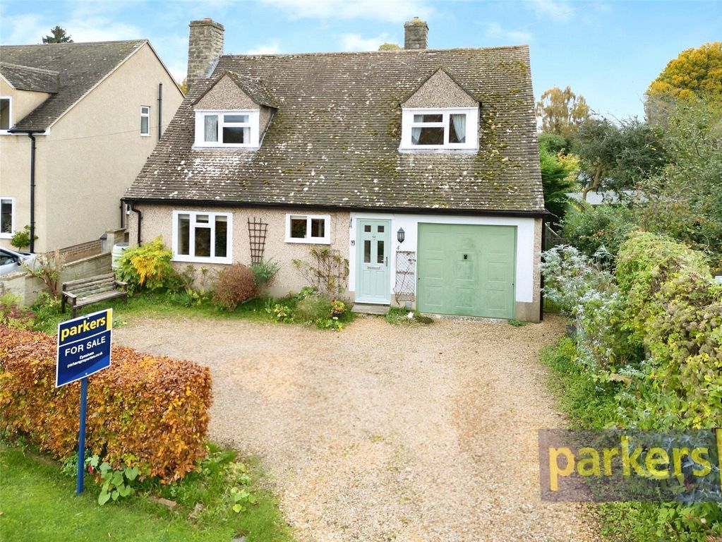 Property photo 2 of 32 Picture No. 33