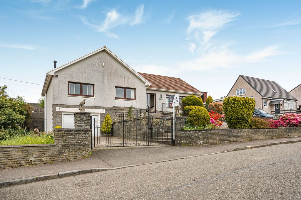 Property photo 1 of 31