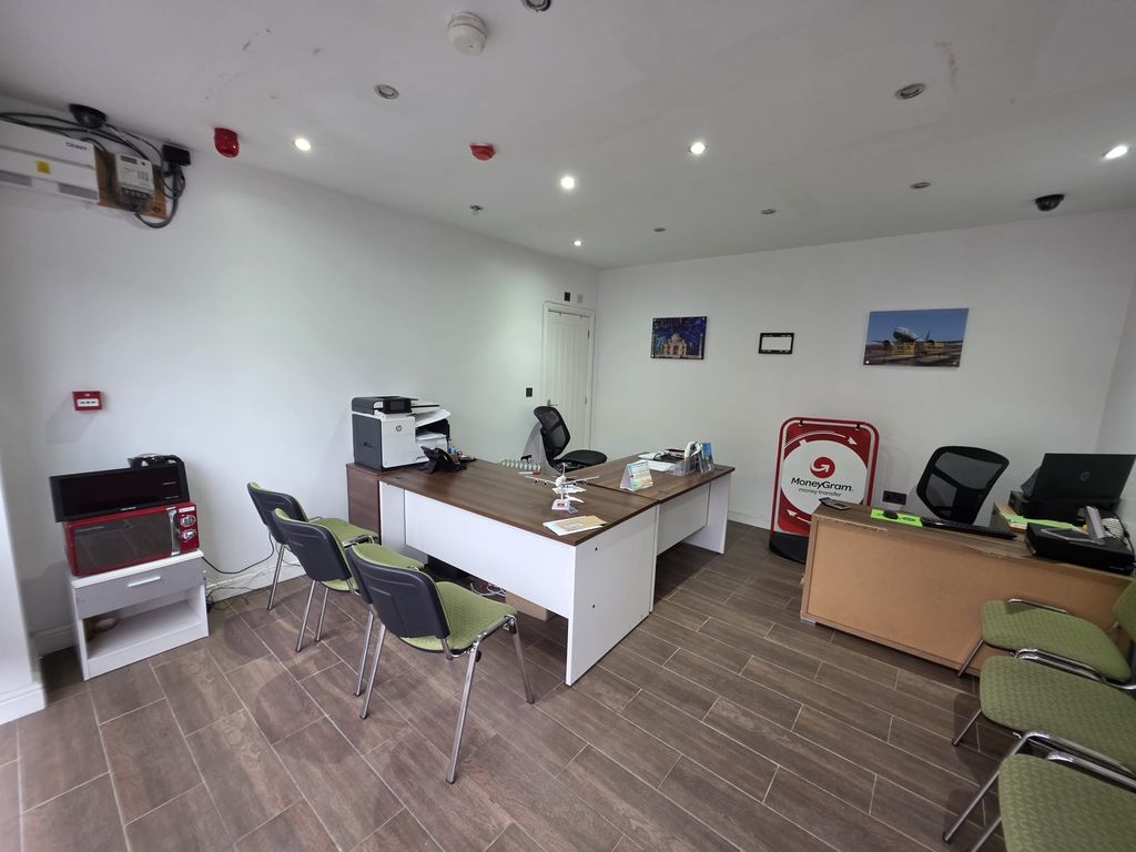 Property photo 3 of 3