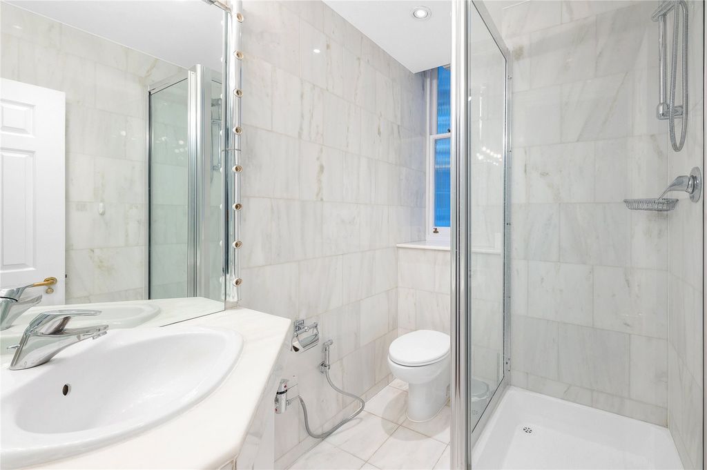Basil Street, Knightsbridge SW3 photo 5
