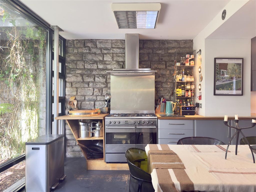Additional image 8 of 5 bed semi-detached house for saleVictoria Road, Penarth CF64