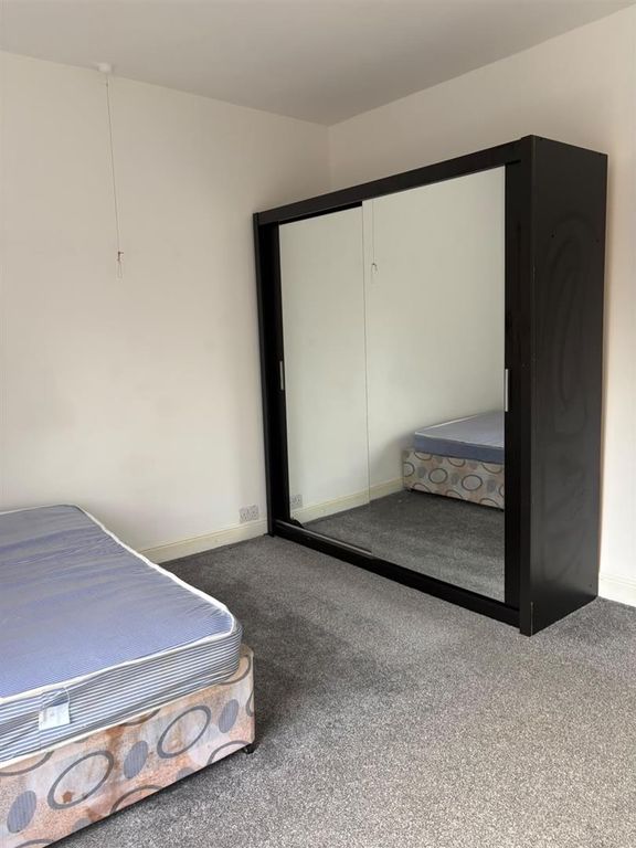Property photo 3 of 9 7d71B555-51E6-4E2A-B782-Ff9ce4Ebada4.Jpeg