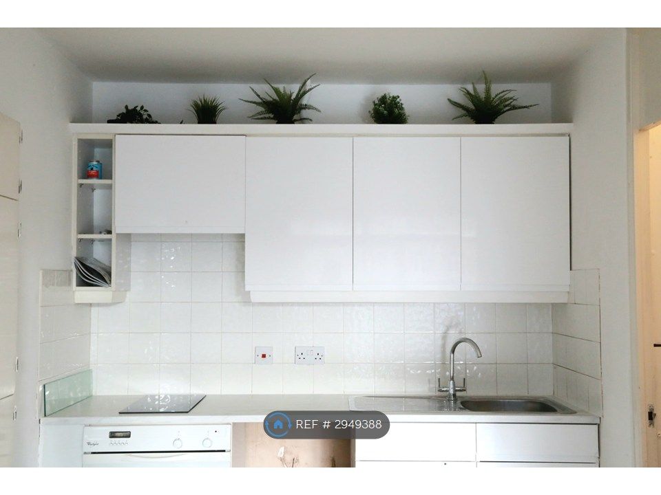 Property photo 2 of 13 Kitchen