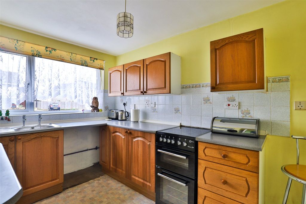 Property photo 3 of 13 Picture No. 11