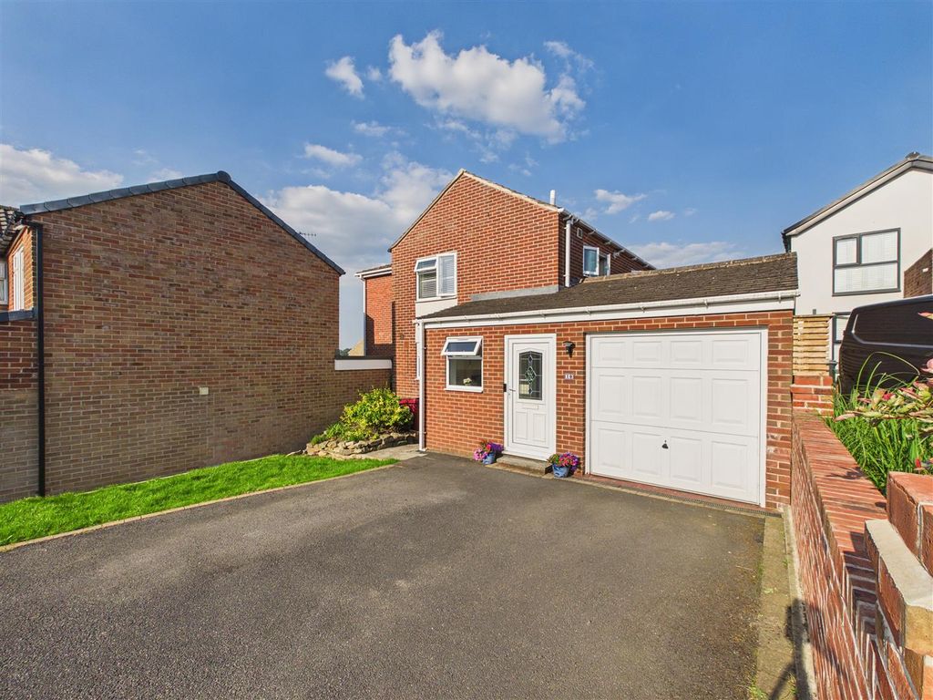 Property photo 1 of 24 Cam05476G0-Pr0250-Still027.Jpg