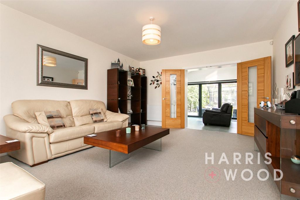 Property photo 3 of 41 3838074