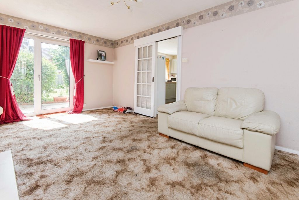 Property photo 3 of 13 Photo