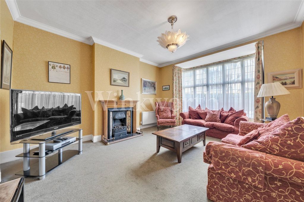 Property photo 3 of 17 Picture No. 05