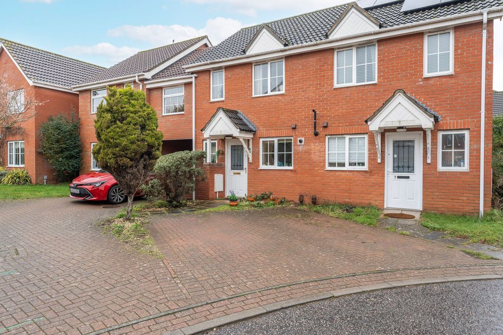 Property photo 1 of 16