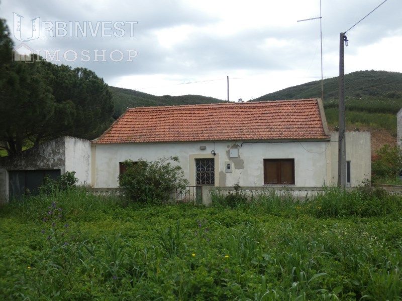 Property photo 3 of 78