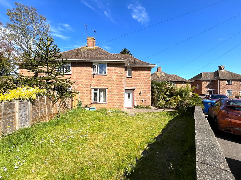 Property photo 1 of 9