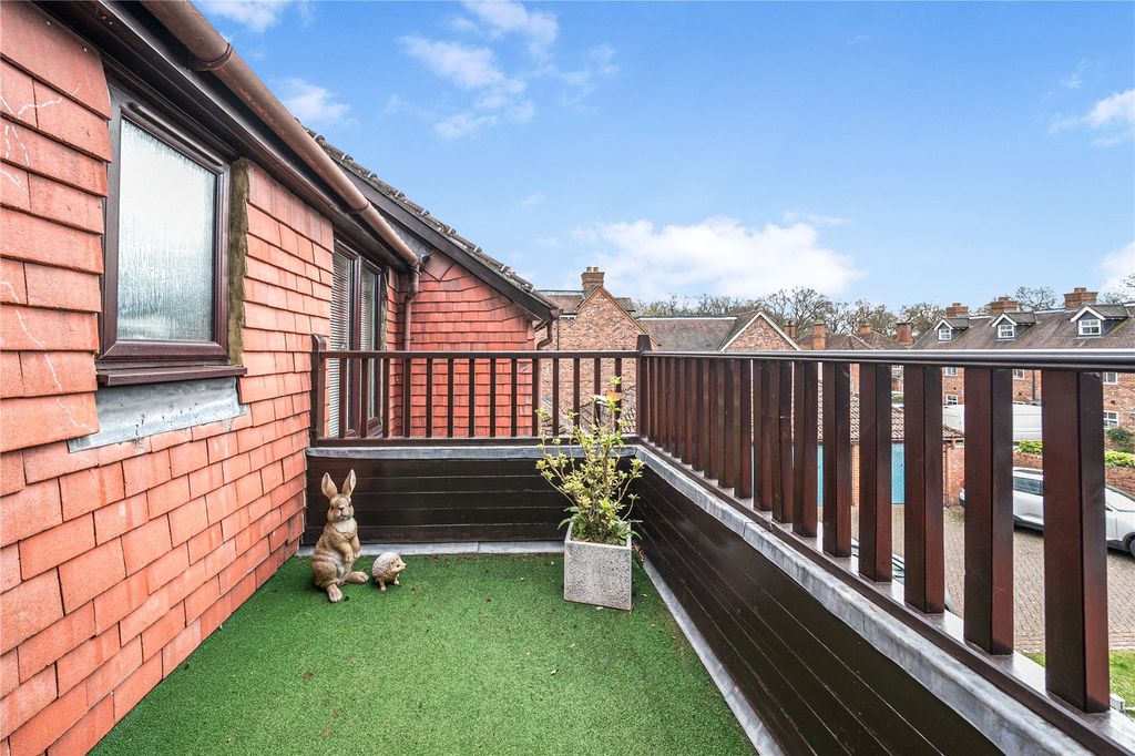 Property photo 2 of 10 Picture No. 06