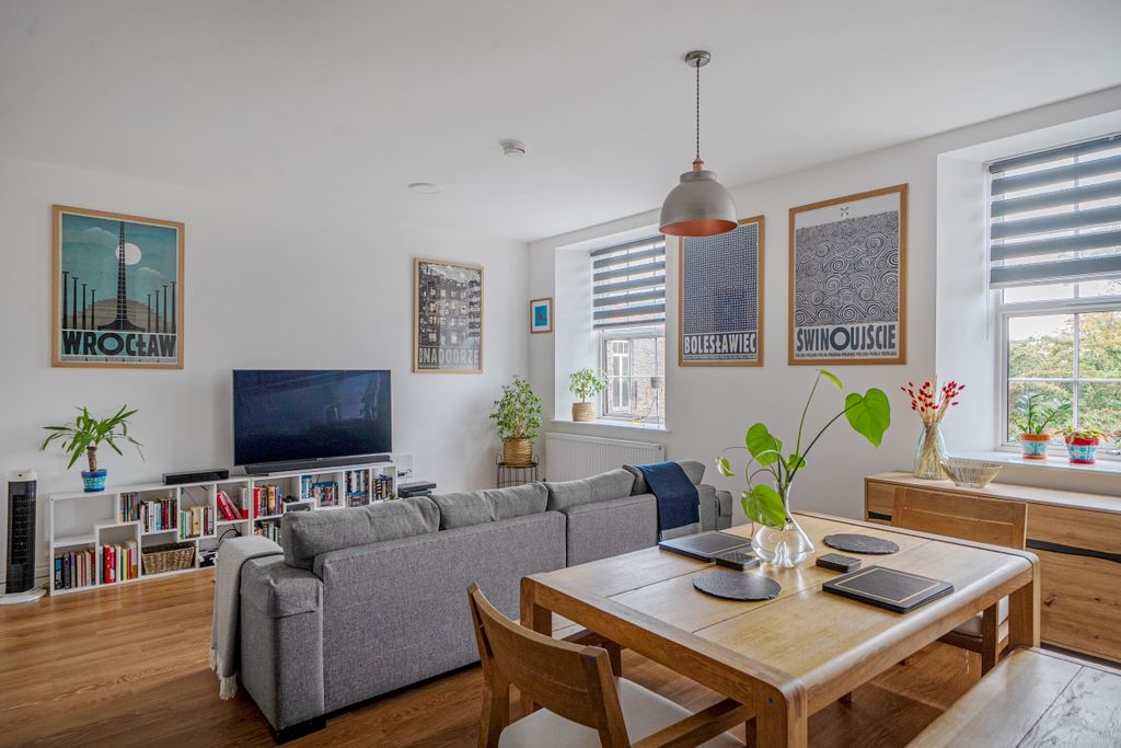 Property photo 1 of 19 7-6Ac4B4A77654c-1...