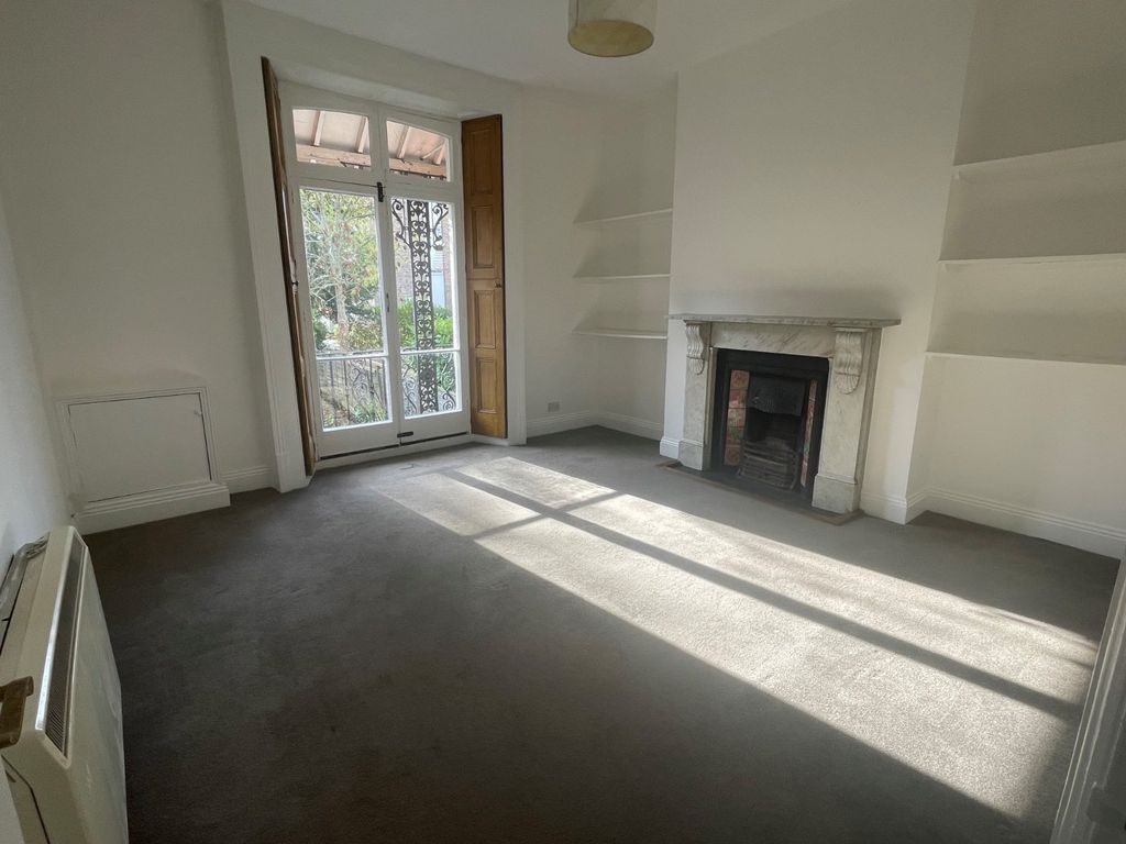 Property photo 2 of 4 Picture No. 05