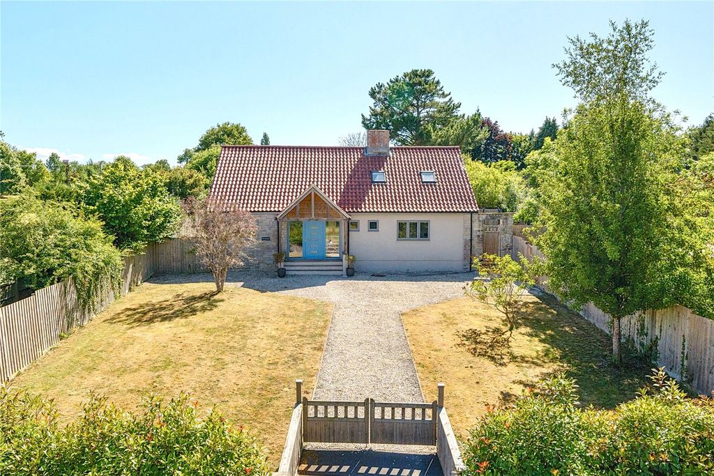 Property photo 1 of 25 Picture No. 28