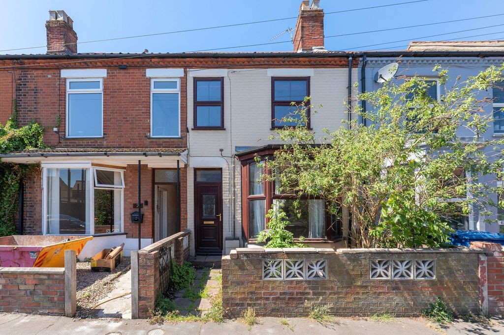 Property photo 1 of 15