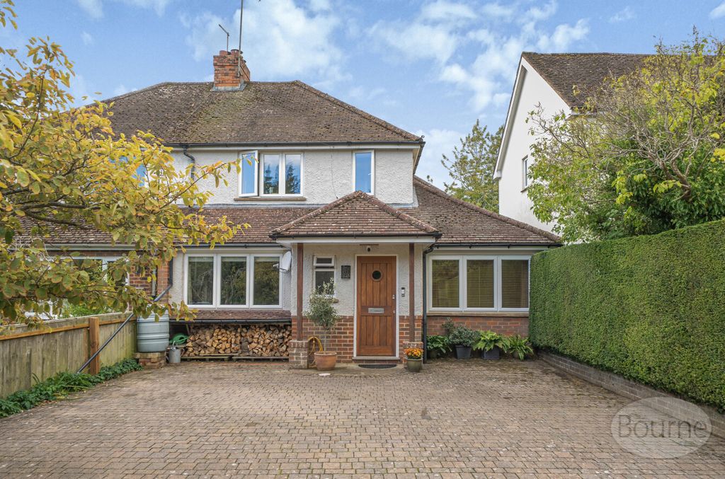 Property photo 1 of 20 9Fb52880-56E0-402...
