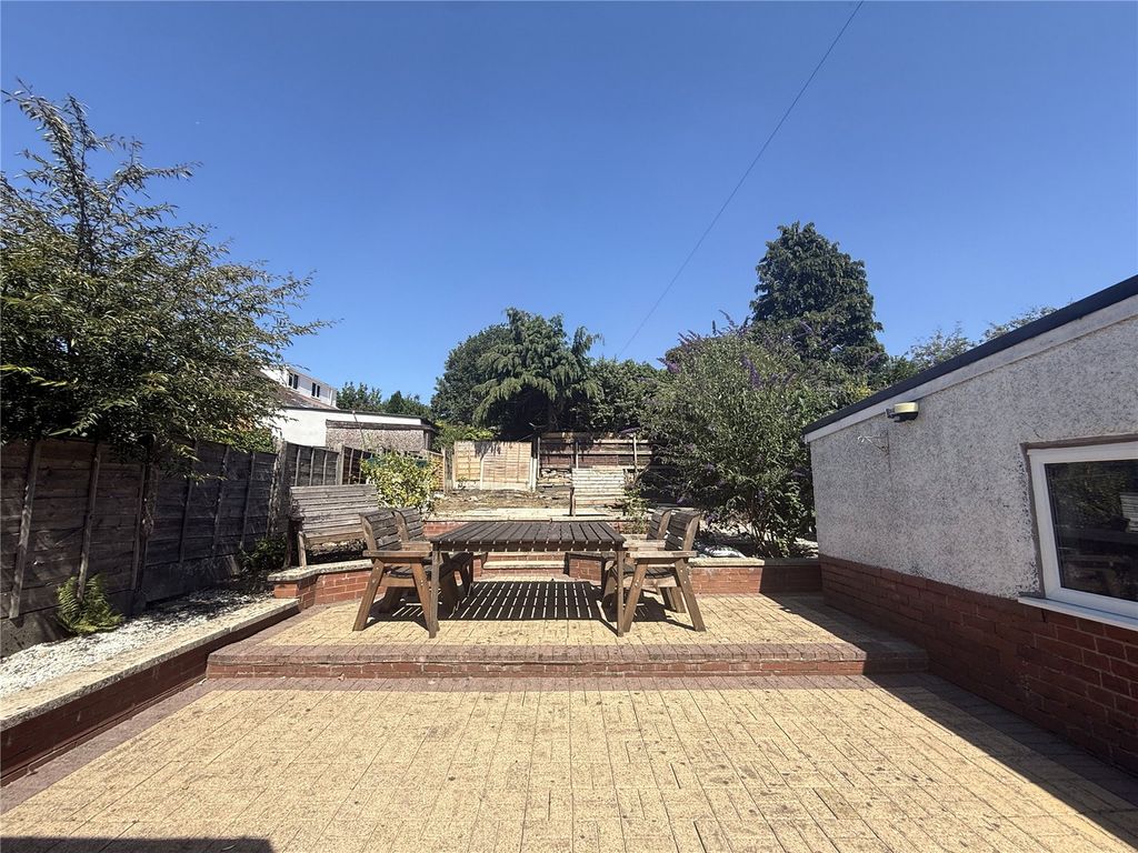 Property photo 2 of 11 Picture No. 09