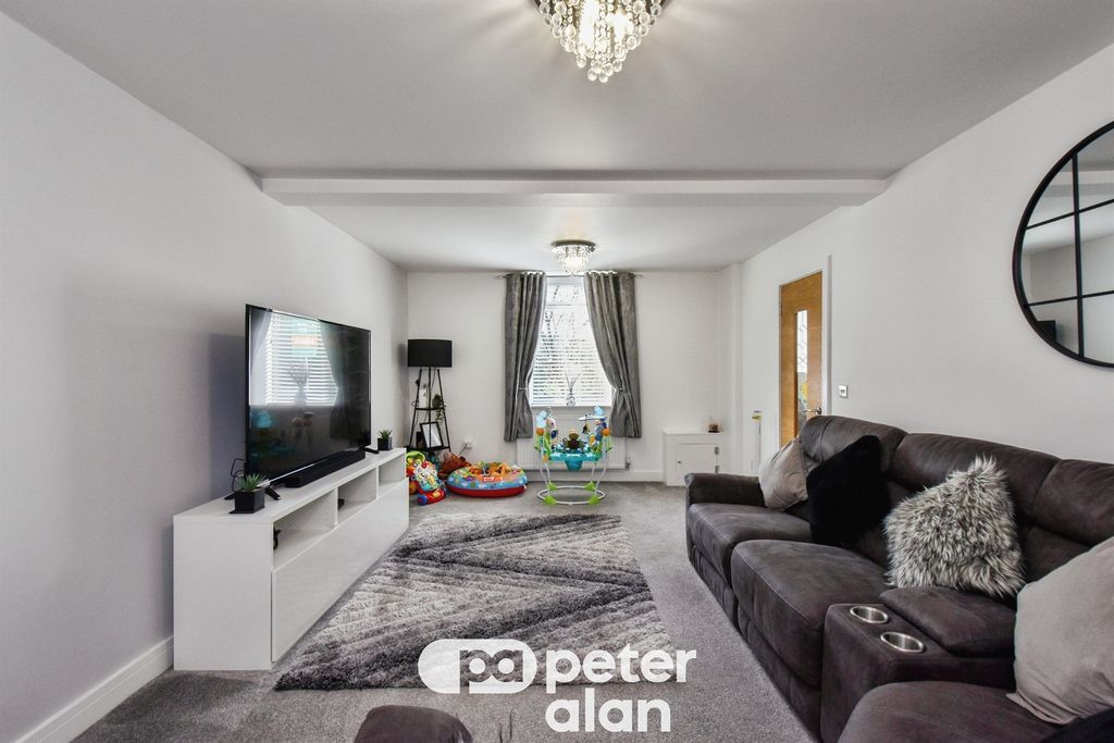 Property photo 2 of 48