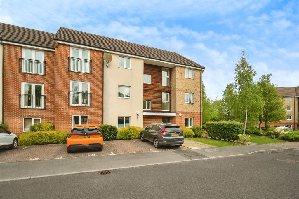 Property photo 1 of 17