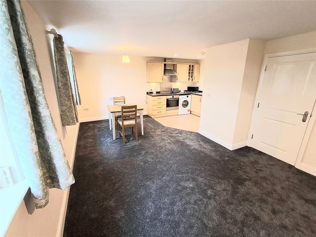 Property photo 2 of 21 Lounge Diner