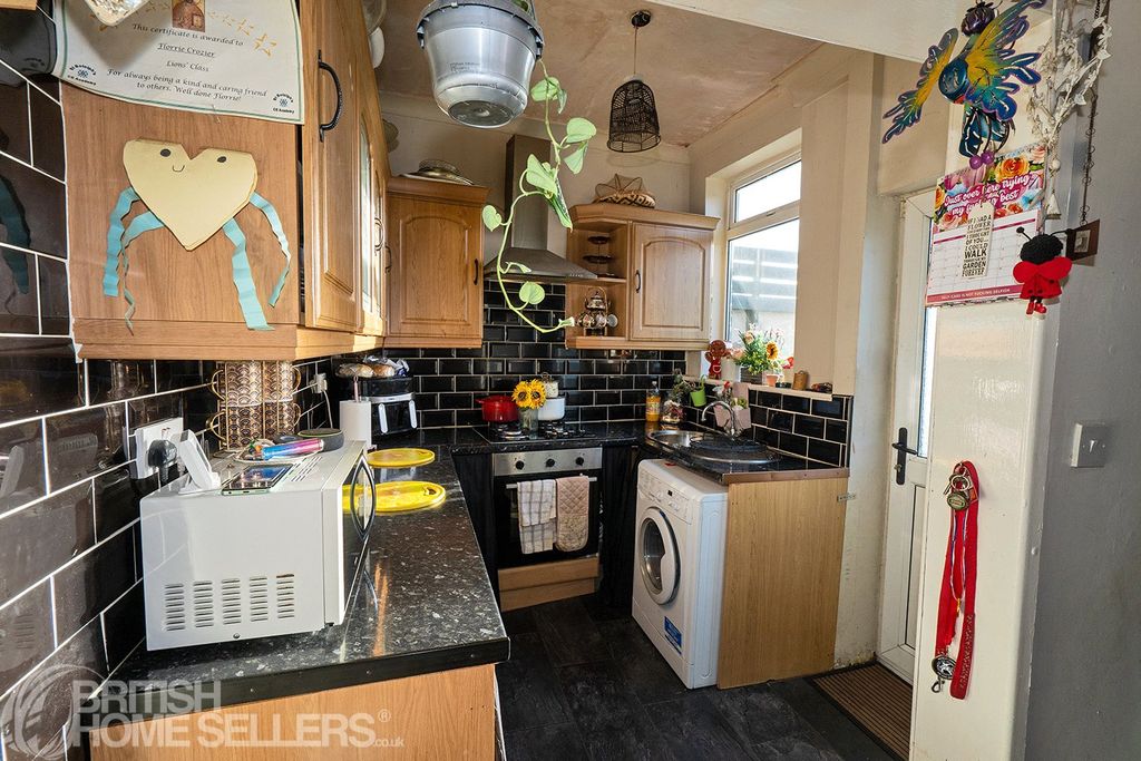 Property photo 3 of 20 Picture No. 19