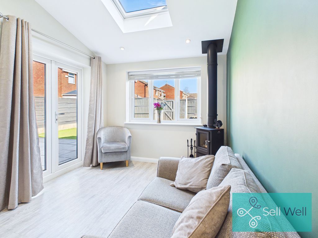 Property photo 3 of 27 Sitting Area