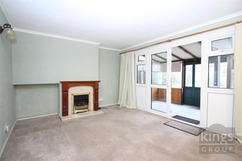 Property photo 2 of 15