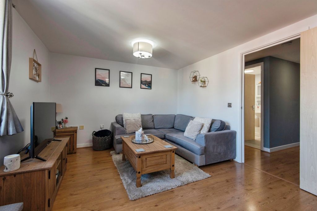 Property photo 3 of 16